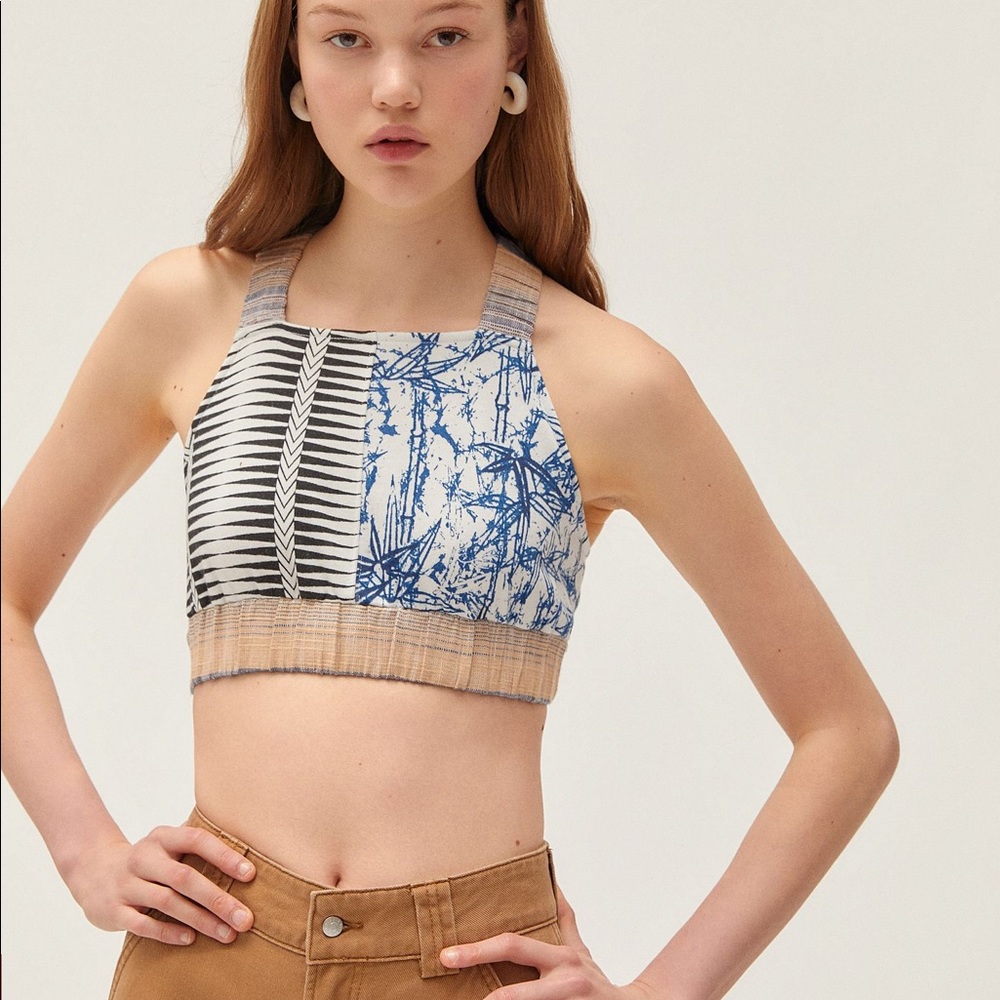 UO High-Neck Cross-Back Cropped Top